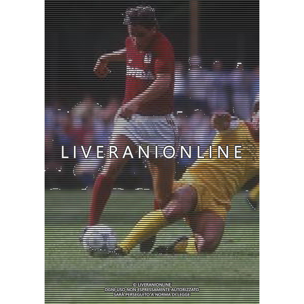 RETROSPETTIVA MASSIMO CRIPPA CALCIATORE NELLA FOTO MASSIMO CRIPPA CON LA MAGLIA DEL TORINO CALCIO 1987-1988 AG ALDO LIVERANI SAS