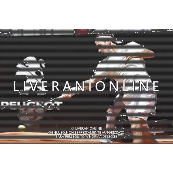 Roma 16/05/2019 - INTERNAZIONALI BNL D\' Italia 2019 - Joao Sousa vs Roger Federer - nella foto: Roger Federer ©Claudio Zamagni/Agenzia Aldo Liverani s.a.s. Roger Federer during the match between Joao Sousa and Roger Federer at the The Internazionali BNL d\'Italia 2019 at Foro Italico on May 16, 2019 in Rome, Italy. Photo Credit by Claudio Zamagni-Aldo Liverani Photo Agency / AGENZIA ALDO LIVERANI SAS