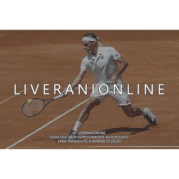 Roma 16/05/2019 - INTERNAZIONALI BNL D\' Italia 2019 - Joao Sousa vs Roger Federer - nella foto: Roger Federer ©Claudio Zamagni/Agenzia Aldo Liverani s.a.s. Roger Federer during the match between Joao Sousa and Roger Federer at the The Internazionali BNL d\'Italia 2019 at Foro Italico on May 16, 2019 in Rome, Italy. Photo Credit by Claudio Zamagni-Aldo Liverani Photo Agency / AGENZIA ALDO LIVERANI SAS