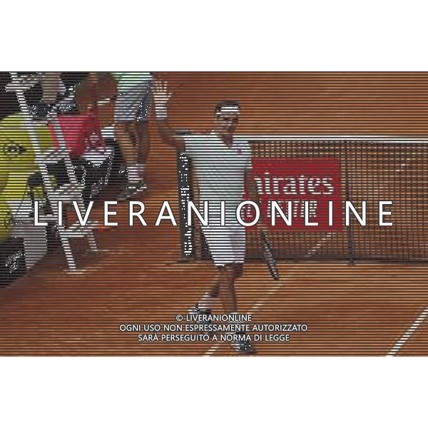 Roma 16/05/2019 - INTERNAZIONALI BNL D\' Italia 2019 - Joao Sousa vs Roger Federer - nella foto: Esultanza Roger Federer ©Claudio Zamagni/Agenzia Aldo Liverani s.a.s. Roger Federer during the match between Joao Sousa and Roger Federer at the The Internazionali BNL d\'Italia 2019 at Foro Italico on May 16, 2019 in Rome, Italy. Photo Credit by Claudio Zamagni-Aldo Liverani Photo Agency / AGENZIA ALDO LIVERANI SAS