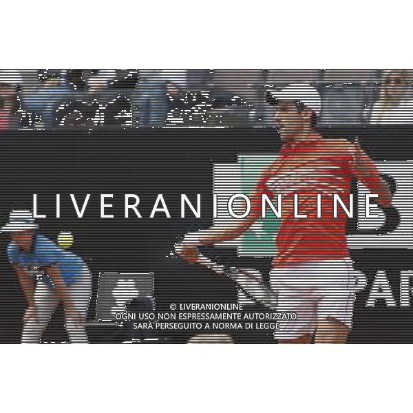Roma 16/05/2019 - INTERNAZIONALI BNL D\' Italia 2019 - Novak Djokovic vs Denis Shapovalov - nella foto: Novak Djokovic ©Claudio Zamagni/Agenzia Aldo Liverani s.a.s. Novak Djokovic during the match between Novak Djokovic vs Denis Shapovalov at the The Internazionali BNL d\'Italia 2019 at Foro Italico on May 16, 2019 in Rome, Italy. Photo Credit by Claudio Zamagni-Aldo Liverani Photo Agency / AGENZIA ALDO LIVERANI SAS