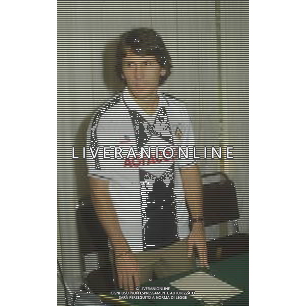 RETROSPETTIVA ZICO PSEUDONIMO DI ARTHUR ANTUNES COIMBRA CALCIATORE NELLA FOTO ZICO PSEUDONIMO DI ARTHUR ANTUNES COIMBRA CON LA MAGLIA DELL\'UDINESE CALCIO AG ALDO LIVERANI SAS