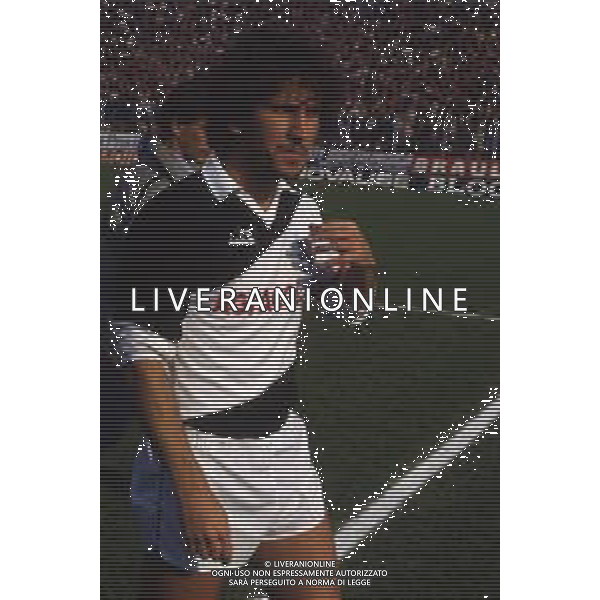 RETROSPETTIVA ZICO PSEUDONIMO DI ARTHUR ANTUNES COIMBRA CALCIATORE NELLA FOTO ZICO PSEUDONIMO DI ARTHUR ANTUNES COIMBRA CON LA MAGLIA DELL\'UDINESE CALCIO AG ALDO LIVERANI SAS
