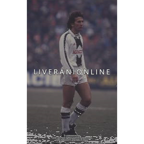 RETROSPETTIVA ZICO PSEUDONIMO DI ARTHUR ANTUNES COIMBRA CALCIATORE NELLA FOTO ZICO PSEUDONIMO DI ARTHUR ANTUNES COIMBRA CON LA MAGLIA DELL\'UDINESE CALCIO AG ALDO LIVERANI SAS