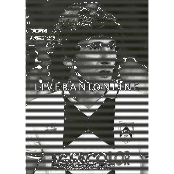 RETROSPETTIVA ZICO PSEUDONIMO DI ARTHUR ANTUNES COIMBRA CALCIATORE NELLA FOTO ZICO PSEUDONIMO DI ARTHUR ANTUNES COIMBRA CON LA MAGLIA DELL\'UDINESE CALCIO AG ALDO LIVERANI SAS