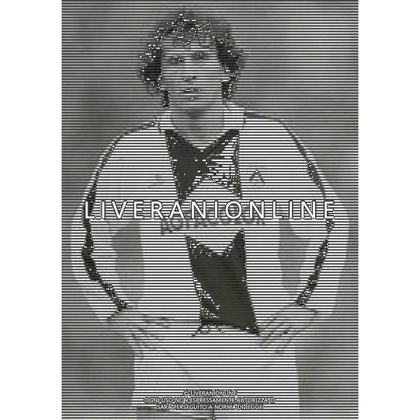 RETROSPETTIVA ZICO PSEUDONIMO DI ARTHUR ANTUNES COIMBRA CALCIATORE NELLA FOTO ZICO PSEUDONIMO DI ARTHUR ANTUNES COIMBRA CON LA MAGLIA DELL\'UDINESE CALCIO AG ALDO LIVERANI SAS