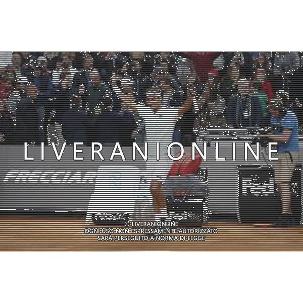 Roma 16/05/2019 - INTERNAZIONALI BNL D\' Italia 2019 - Borna Coric vs Roger Federer - nella foto: Esultanza Roger Federer ©Claudio Zamagni/Agenzia Aldo Liverani s.a.s. Roger Federer during the match between Borna Coric and Roger Federerat the The Internazionali BNL d\'Italia 2019 at Foro Italico on May 16, 2019 in Rome, Italy. Photo Credit by Claudio Zamagni-Aldo Liverani Photo Agency / AGENZIA ALDO LIVERANI SAS