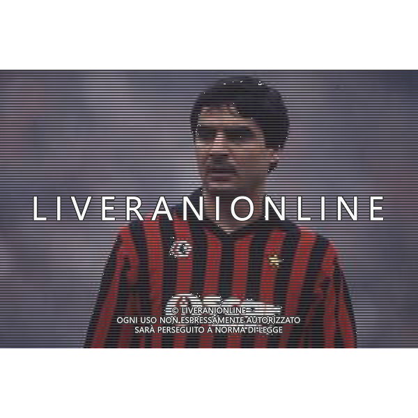 RETROSPETTIVA AGOSTINO DI BARTOLOMEI CALCIATORE 1984-85 NELLA FOTO AGOSTINO DI BARTOLOMEI CON LA MAGLIA DEL MILAN CALCIO AG ALDO LIVERANI SAS