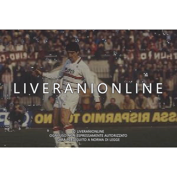 RETROSPETTIVA AGOSTINO DI BARTOLOMEI CALCIATORE 1984-85 NELLA FOTO AGOSTINO DI BARTOLOMEI CON LA MAGLIA DEL MILAN CALCIO AG ALDO LIVERANI SAS