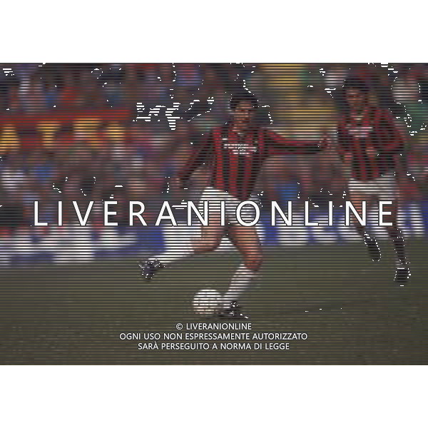 RETROSPETTIVA AGOSTINO DI BARTOLOMEI CALCIATORE 1986-87 NELLA FOTO AGOSTINO DI BARTOLOMEI CON LA MAGLIA DEL MILAN CALCIO AG ALDO LIVERANI SAS