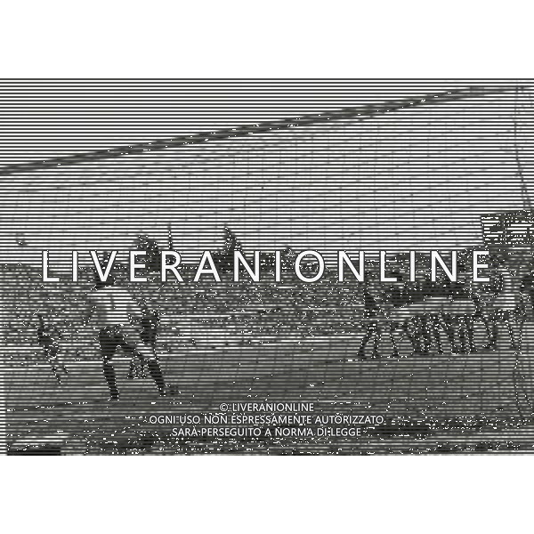 RETROSPETTIVA AGOSTINO DI BARTOLOMEI CALCIATORE NELLA FOTO AGOSTINO DI BARTOLOMEI CON LA MAGLIA DELLA ROMA CALCIO AG ALDO LIVERANI SAS