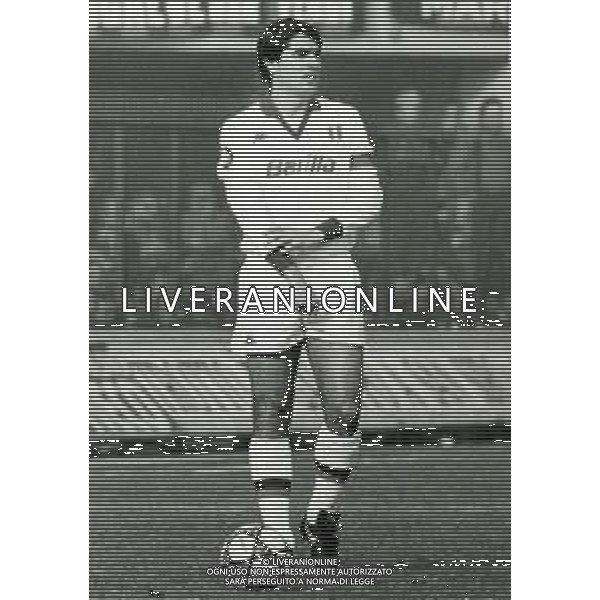RETROSPETTIVA AGOSTINO DI BARTOLOMEI CALCIATORE NELLA FOTO AGOSTINO DI BARTOLOMEI CON LA MAGLIA DELLA ROMA CALCIO AG ALDO LIVERANI SAS