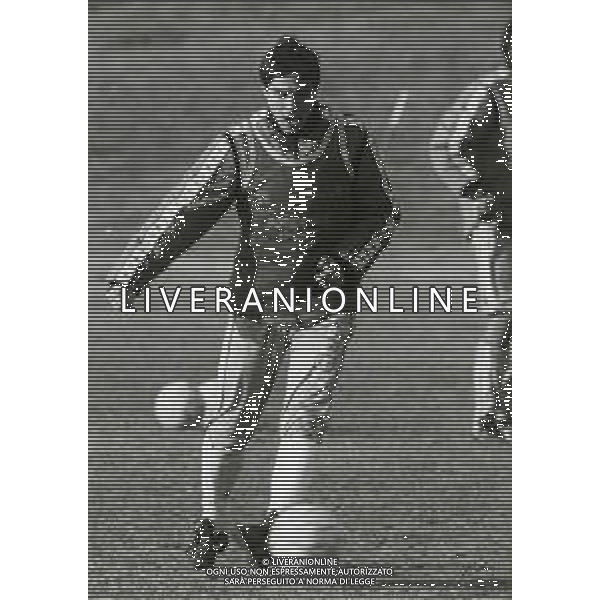 RETROSPETTIVA AGOSTINO DI BARTOLOMEI CALCIATORE NELLA FOTO AGOSTINO DI BARTOLOMEI CON LA MAGLIA DEL MILAN IN ALLENAMENTO AG ALDO LIVERANI SAS