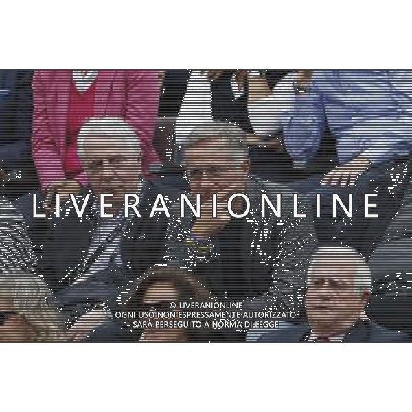 Roma 18/05/2019 - INTERNAZIONALI BNL D\' Italia 2019 - maschili - Stefanos Tsitsipas vs Rafael Nadal - nella foto: Paolo Bonolis©Claudio Zamagni/Agenzia Aldo Liverani s.a.s. paolo bonolis during the semi-finals match between Stefanos Tsitsipas and Rafael Nadal at the The Internazionali BNL d\'Italia 2019 at Foro Italico on May 18, 2019 in Rome, Italy. Photo Credit by Claudio Zamagni-Aldo Liverani Photo Agency / AGENZIA ALDO LIVERANI SAS