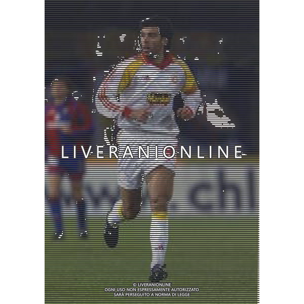 RETROSPETTIVA HAKAN SUKUR CALCIATORE NELLA FOTO HAKAN SUKUR CON LA MAGLIA DEL GALATASARAY AG ALDO LIVERANI SAS