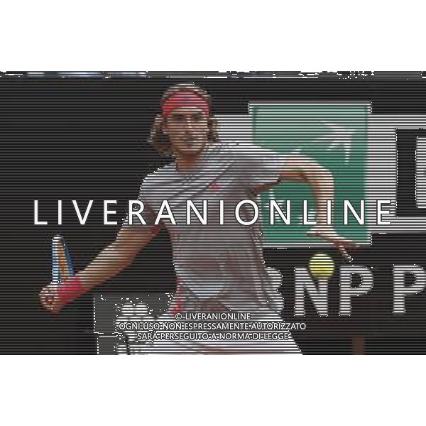 Roma 18/05/2019 - INTERNAZIONALI BNL D\' Italia 2019 - maschili - Stefanos Tsitsipas vs Rafael Nadal - nella foto: Stefanos Tsitsipas v©Claudio Zamagni/Agenzia Aldo Liverani s.a.s. Stefanos Tsitsipas v during the semi-finals match between Stefanos Tsitsipas and Rafael Nadal at the The Internazionali BNL d\'Italia 2019 at Foro Italico on May 18, 2019 in Rome, Italy. Photo Credit by Claudio Zamagni-Aldo Liverani Photo Agency / AGENZIA ALDO LIVERANI SAS