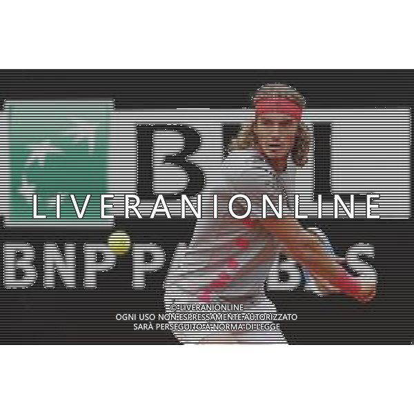 Roma 18/05/2019 - INTERNAZIONALI BNL D\' Italia 2019 - maschili - Stefanos Tsitsipas vs Rafael Nadal - nella foto: Stefanos Tsitsipas ©Claudio Zamagni/Agenzia Aldo Liverani s.a.s. Stefanos Tsitsipas during the semi-finals match between Stefanos Tsitsipas and Rafael Nadal at the The Internazionali BNL d\'Italia 2019 at Foro Italico on May 18, 2019 in Rome, Italy. Photo Credit by Claudio Zamagni-Aldo Liverani Photo Agency / AGENZIA ALDO LIVERANI SAS