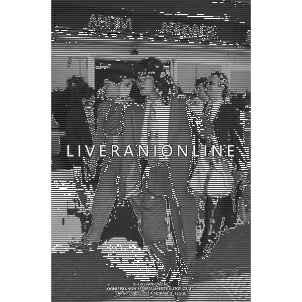 RETROSPETTIVA FERNANDO COUTO CALCIATORE NELLA FOTO FERNANDO COUTO ALL\'AEROPORTO DI LINATE 1994 AG ALDO LIVERANI SAS