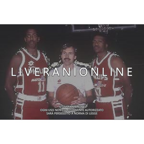 RETROSPETTIVA MIKE D\'ANTONI BASKET NELLA FOTO MIKE D\'ANTONI CON MC QUEEN COZEL E VINCENT JAY AG ALDO LIVERANI SAS