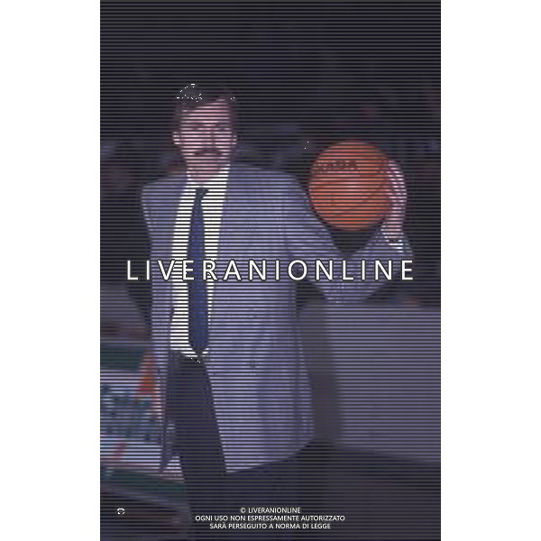 RETROSPETTIVA MIKE D\'ANTONI BASKET NELLA FOTO MIKE D\'ANTONI NELL\'ANNO 1990 AG ALDO LIVERANI SAS