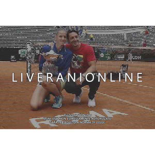 Roma 19/05/2019 - INTERNAZIONALI BNL D\' Italia 2019 - Finale Femminile - Johanna Konta vs Karolina Pliskova - nella foto: esultanza finale Karolina Pliskova e il marito con la coppa ©Claudio Zamagni/Agenzia Aldo Liverani s.a.s. final exultation of Karolina Pliskova and her husband with the trophy during the Final Match between Johanna Konta and Karolina Pliskova at the The Internazionali BNL d\'Italia 2019 at Foro Italico on May 19, 2019 in Rome, Italy. Photo Credit by Claudio Zamagni-Aldo Liverani Photo Agency / AGENZIA ALDO LIVERANI SAS