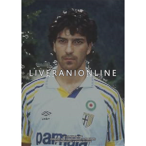 RETROSPETTIVA ALESSANDRO MELLI CALCIATORE NELLA FOTO ALESSANDRO MELLI CON LA MAGLIA DEL PARMA CALCIO AG ALDO LIVERANI SAS