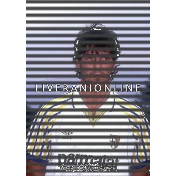 RETROSPETTIVA ALESSANDRO MELLI CALCIATORE NELLA FOTO ALESSANDRO MELLI CON LA MAGLIA DEL PARMA CALCIO AG ALDO LIVERANI SAS