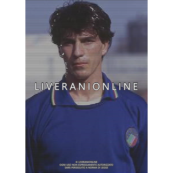 RETROSPETTIVA ALESSANDRO MELLI CALCIATORE NELLA FOTO ALESSANDRO MELLI CON LA MAGLIA DELLA NAZIONALE ITALIANA AG ALDO LIVERANI SAS