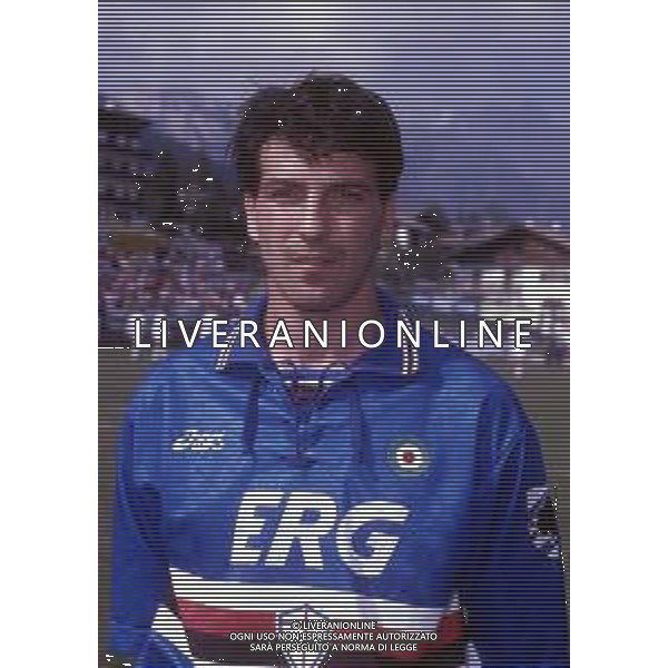 RETROSPETTIVA ALESSANDRO MELLI CALCIATORE NELLA FOTO ALESSANDRO MELLI CON LA MAGLIA DELLA SAMPDORIA AG ALDO LIVERANI SAS