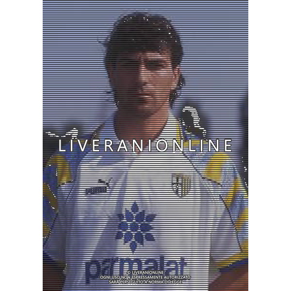RETROSPETTIVA ALESSANDRO MELLI CALCIATORE NELLA FOTO ALESSANDRO MELLI CON LA MAGLIA DEL PARMA CALCIO AG ALDO LIVERANI SAS