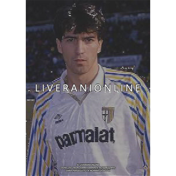 RETROSPETTIVA ALESSANDRO MELLI CALCIATORE NELLA FOTO ALESSANDRO MELLI CON LA MAGLIA DEL PARMA CALCIO AG ALDO LIVERANI SAS