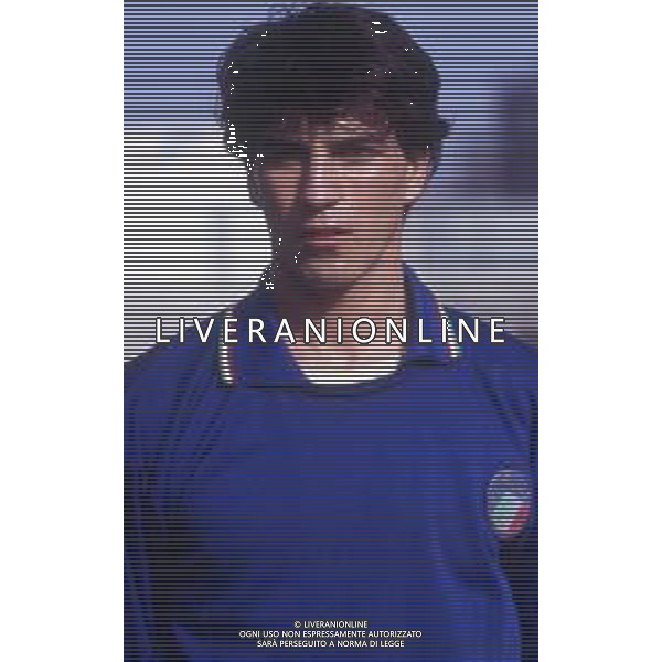 RETROSPETTIVA ALESSANDRO MELLI CALCIATORE NELLA FOTO ALESSANDRO MELLI CON LA MAGLIA DELLA NAZIONALE ITALIANA AG ALDO LIVERANI SAS