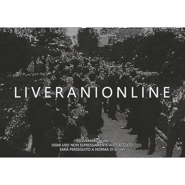 1966 CANNES RE UMBERTO DI SAVOIA INCONTRA I SUOI GENERALI NELLA FOTO RE UMBERTO DI SAVOIA INCONTRA I SUOI GENERALI AG ALDO LIVERANI SAS