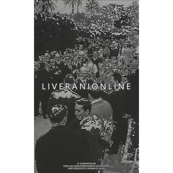 1966 CANNES RE UMBERTO DI SAVOIA INCONTRA I SUOI GENERALI NELLA FOTO RE UMBERTO DI SAVOIA INCONTRA I SUOI GENERALI AG ALDO LIVERANI SAS