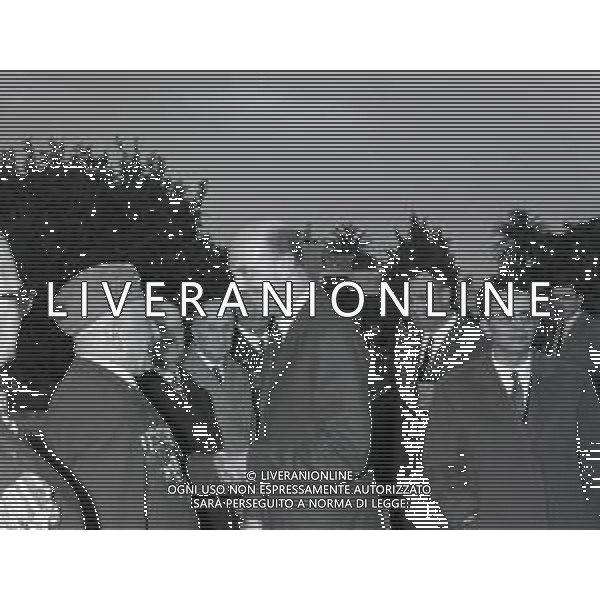 1966 CANNES RE UMBERTO DI SAVOIA INCONTRA I SUOI GENERALI NELLA FOTO RE UMBERTO DI SAVOIA INCONTRA I SUOI GENERALI AG ALDO LIVERANI SAS