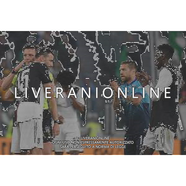 Torino 19-05-2019 Stadio Allianz Stadium Juventus vs Atalanta Serie A Tim 2018-2019 ©Falzone/Agenzia Aldo Liverani Nella foto: Andrea Barzagli lascia il campo per l\'ultima volta