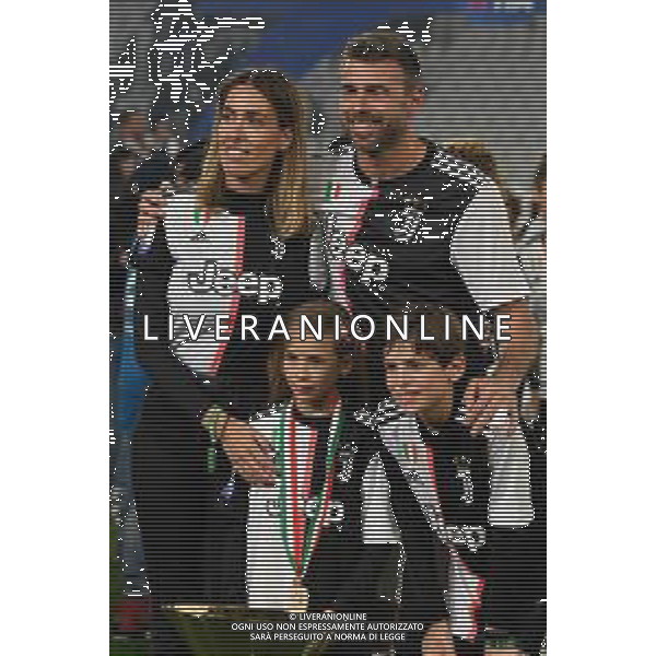Torino 19-05-2019 Stadio Allianz Stadium Juventus vs Atalanta Serie A Tim 2018-2019 ©Falzone/Agenzia Aldo Liverani Nella foto: Andrea Barzagli e Famiglia - Premiazione e Festeggiamenti a fine gara per la vittoria dello scudetto / AGENZIA ALDO LIVERANI SAS