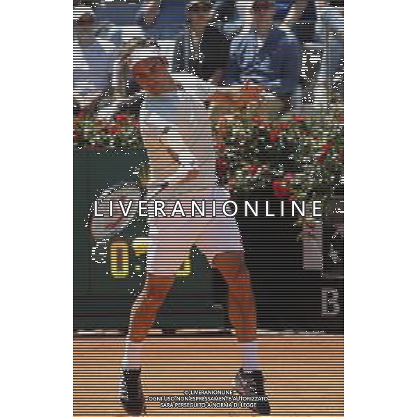 Roma 16/05/2019 - INTERNAZIONALI BNL D\' Italia 2019 - Joao Sousa vs Roger Federer - nella foto: Roger Federer ©Claudio Zamagni/Agenzia Aldo Liverani s.a.s. Roger Federer during the match between Joao Sousa and Roger Federer at the The Internazionali BNL d\'Italia 2019 at Foro Italico on May 16, 2019 in Rome, Italy. Photo Credit by Claudio Zamagni-Aldo Liverani Photo Agency / AGENZIA ALDO LIVERANI SAS