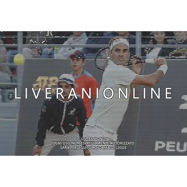 Roma 16/05/2019 - INTERNAZIONALI BNL D\' Italia 2019 - Borna Coric vs Roger Federer - nella foto: Roger Federer ©Claudio Zamagni/Agenzia Aldo Liverani s.a.s. Roger Federer during the match between Borna Coric and Roger Federerat the The Internazionali BNL d\'Italia 2019 at Foro Italico on May 16, 2019 in Rome, Italy. Photo Credit by Claudio Zamagni-Aldo Liverani Photo Agency / AGENZIA ALDO LIVERANI SAS