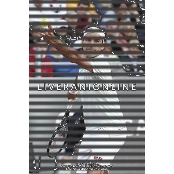 Roma 16/05/2019 - INTERNAZIONALI BNL D\' Italia 2019 - Borna Coric vs Roger Federer - nella foto: Roger Federer ©Claudio Zamagni/Agenzia Aldo Liverani s.a.s. Roger Federer during the match between Borna Coric and Roger Federerat the The Internazionali BNL d\'Italia 2019 at Foro Italico on May 16, 2019 in Rome, Italy. Photo Credit by Claudio Zamagni-Aldo Liverani Photo Agency / AGENZIA ALDO LIVERANI SAS