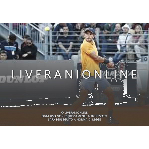 Roma 16/05/2019 - INTERNAZIONALI BNL D\' Italia 2019 - Borna Coric vs Roger Federer - nella foto: Borna Coric ©Claudio Zamagni/Agenzia Aldo Liverani s.a.s. Borna Coric during the match between Borna Coric and Roger Federerat the The Internazionali BNL d\'Italia 2019 at Foro Italico on May 16, 2019 in Rome, Italy. Photo Credit by Claudio Zamagni-Aldo Liverani Photo Agency / AGENZIA ALDO LIVERANI SAS