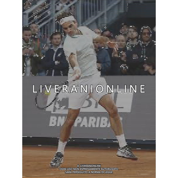 Roma 16/05/2019 - INTERNAZIONALI BNL D\' Italia 2019 - Borna Coric vs Roger Federer - nella foto: Roger Federer ©Claudio Zamagni/Agenzia Aldo Liverani s.a.s. Roger Federer during the match between Borna Coric and Roger Federerat the The Internazionali BNL d\'Italia 2019 at Foro Italico on May 16, 2019 in Rome, Italy. Photo Credit by Claudio Zamagni-Aldo Liverani Photo Agency / AGENZIA ALDO LIVERANI SAS