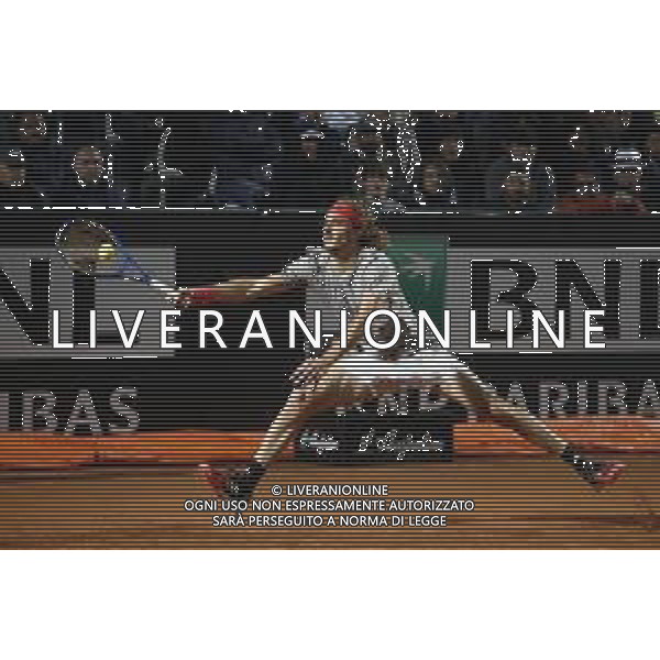 Roma 16/05/2019 - INTERNAZIONALI BNL D\' Italia 2019 - Stefanos Tsitsipas vs Fabio Fognini - nella foto: Stefanos Tsitsipas ©Claudio Zamagni/Agenzia Aldo Liverani s.a.s. Stefanos Tsitsipas during the match between Stefanos Tsitsipas and Fabio Fognini at The Internazionali BNL d\'Italia 2019 at Foro Italico on May 16, 2019 in Rome, Italy. Photo Credit by Claudio Zamagni-Aldo Liverani Photo Agency / AGENZIA ALDO LIVERANI SAS