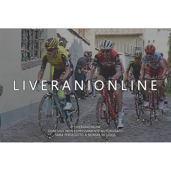23-05-2019 Giro D\'italia; Tappa 12 Cuneo - Pinerolo; 2019, Jumbo - Visma; 2019, Trek - Segafredo; Roglic, Primoz; Mollema, Bauke; Pinerolo; ©SIROTTI / AGENZIA ALDO LIVERANI SAS