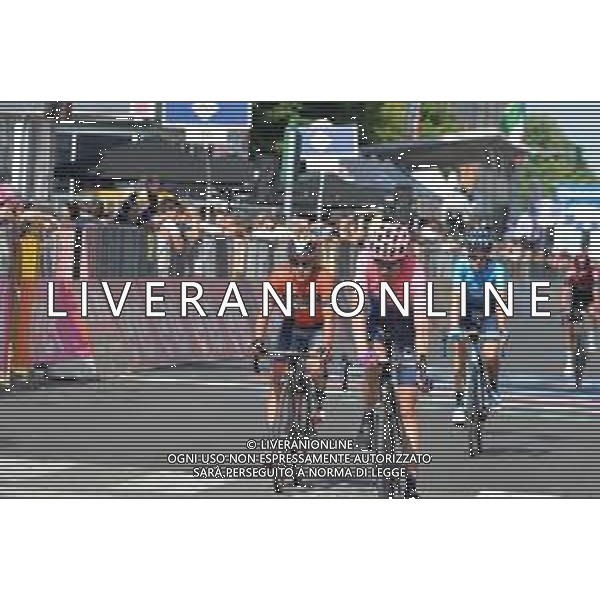 23-05-2019 Giro D\'italia; Tappa 12 Cuneo - Pinerolo; 2019, Ef Education - First; 2019, Bahrain - Merida; Carthy, Hugh; Pozzovivo, Domenico; Pinerolo; ©SIROTTI / AGENZIA ALDO LIVERANI SAS