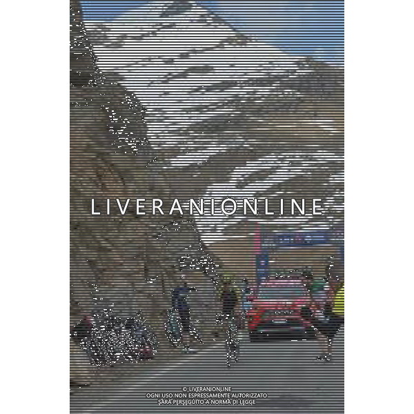 24-05-2019 Giro D\'italia; Tappa 13 Pinerolo - Ceresole Reale; 2019, Mitchelton - Scott; Nieve, Iturralde Mikel; Ceresole Reale; ©SIROTTI / AGENZIA ALDO LIVERANI SAS