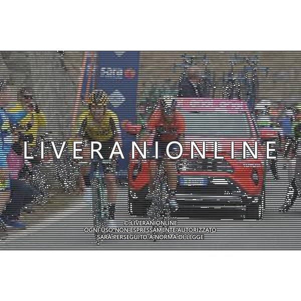24-05-2019 Giro D\'italia; Tappa 13 Pinerolo - Ceresole Reale; 2019, Jumbo - Visma; 2019, Bahrain - Merida; Roglic, Primoz; Nibali, Vincenzo; Ceresole Reale; ©SIROTTI / AGENZIA ALDO LIVERANI SAS