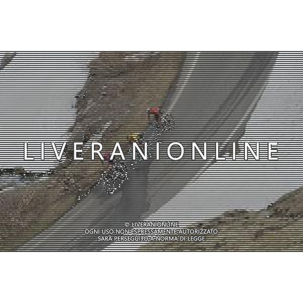 24-05-2019 Giro D\'italia; Tappa 13 Pinerolo - Ceresole Reale; 2019, Bahrain - Merida; 2019, Jumbo - Visma; 2019, Team Ineos; Nibali, Vincenzo; Roglic, Primoz; Sivakov, Pavel; Ceresole Reale; ©SIROTTI / AGENZIA ALDO LIVERANI SAS