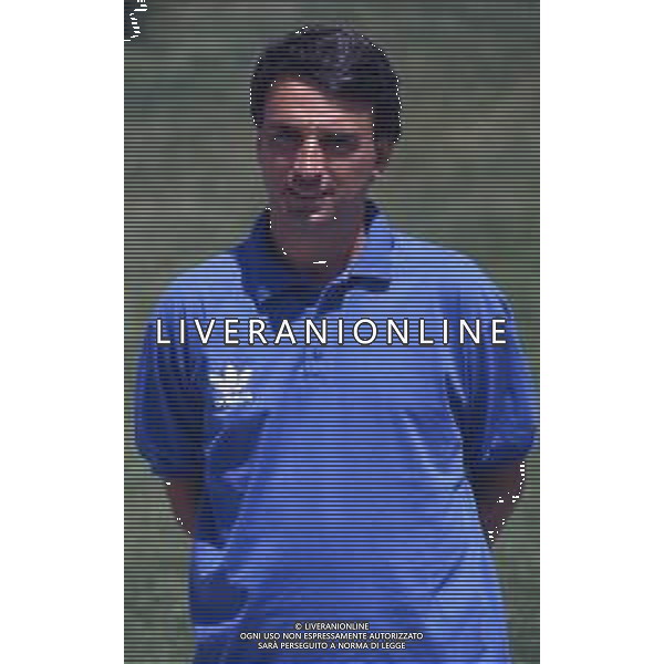 RETROSPETTIVA CARDONA MARCELLO ARBITRO CALCIO NELLA FOTO L\'ARBITRO CARDONA MARCELLO AG ALDO LIVERANI SAS