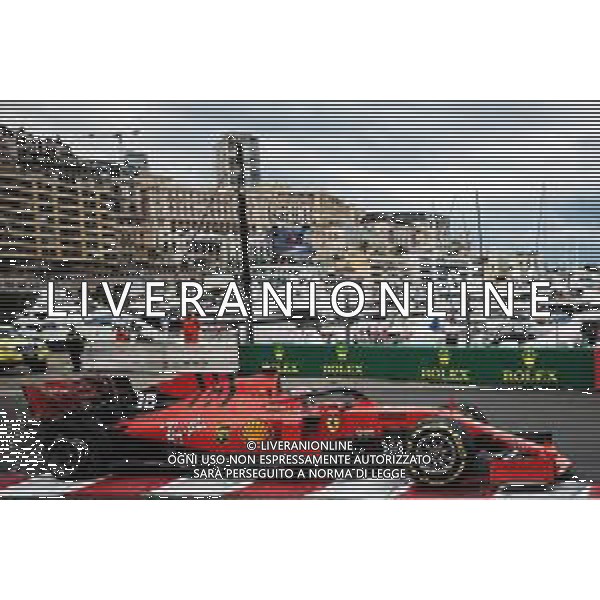 Charles Leclerc (MON) Ferrari SF90 with a puncture. 26.05.2019. Formula 1 World Championship, Rd 6, Monaco Grand Prix, Monte Carlo, Monaco, Race Day. / AGENZIA ALDO LIVERANI SAS - ITALY ONLY EDITORIAL USE ONLY